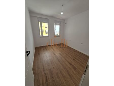 Tirane, shitet apartament 2+1 Kati 7, 96 m² 210.000 € (Rrugea E Kavajes)