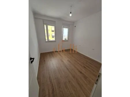 Tirane, shitet apartament 2+1 Kati 7, 96 m² 210.000 € (Rrugea E Kavajes)
