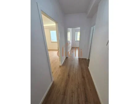 Tirane, shitet apartament 2+1 Kati 7, 96 m² 210.000 € (Rrugea E Kavajes)