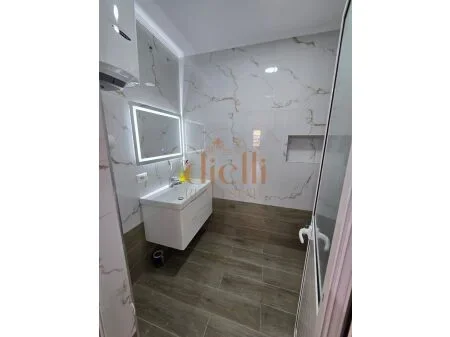 Tirane, shitet apartament 2+1 Kati 7, 96 m² 210.000 € (Rrugea E Kavajes)