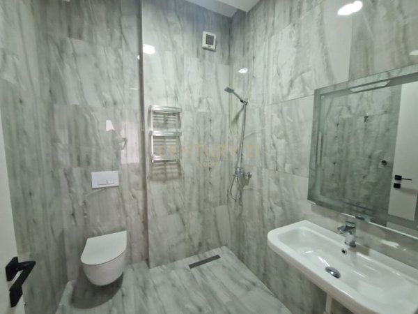 APARTAMENT MODERN PER QIRA 2+1+2 TE BULEVARDI I RI❗️Neom96136