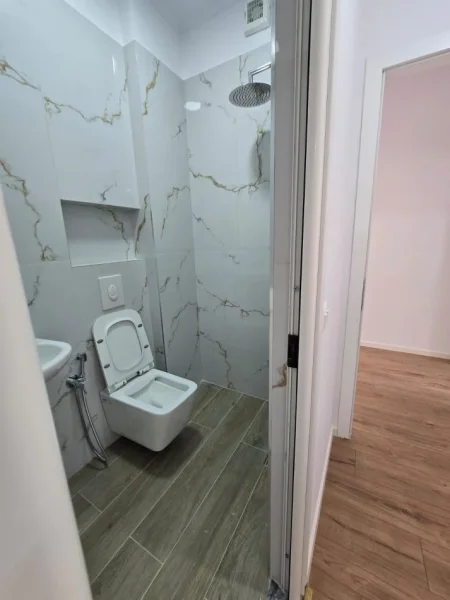 SHITET, APARTAMENT 2+1, RRUGA E KAVAJËS, TIRANË, 210,000 EURO