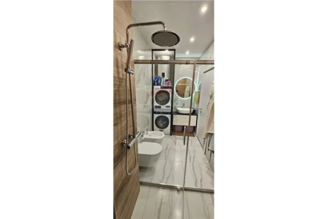 Tirane, jepet me qera apartament 2+1 Kati 6, 91 m² 750 € (Ndre Mjeda)