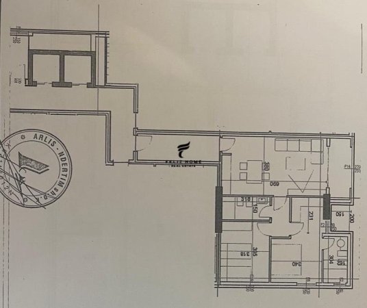 Tirane, jepet me qera zyre Kati 8, 117 m² 420 € (RRUGA E DIBRES)