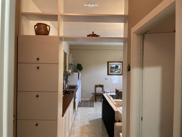 Tirane, jepet me qera apartament 1+1+Ballkon Kati 7, 60 m² 500 € (dritan hoxha)