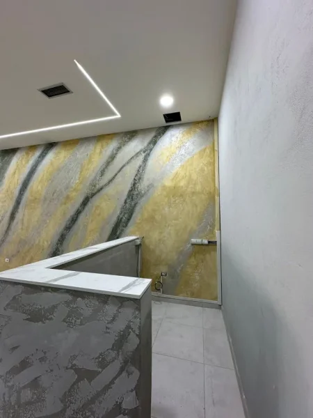 Tirane, jepet per shitje ose qera ambjent biznesi Kati 0, 85 m² 450 € (rrethrotullimi bathores)