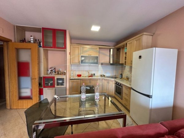 Tirane, shitet apartament 2+1 Kati 12, 110 m² 175.000 € (Zogu i Zi)