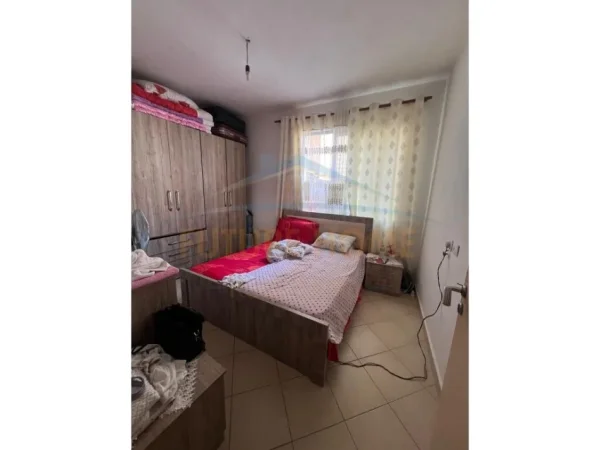 Tirane, shitet apartament 1+1 Kati 1, 66 m² 70.000 € (UNAZA E RE)