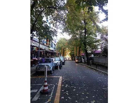 Tirane, jepet me qera ambjent biznesi Kati 3, 280 m² (Bllok)