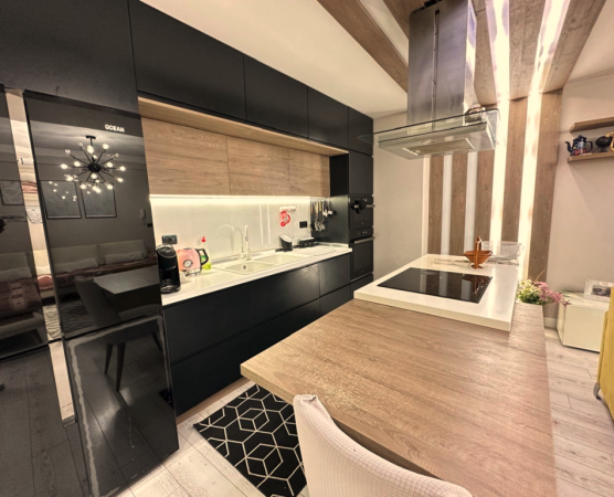 Tirane, shes apartament 2+1+Ballkon Kati 2, 120 m² 140.000 € (Astir)