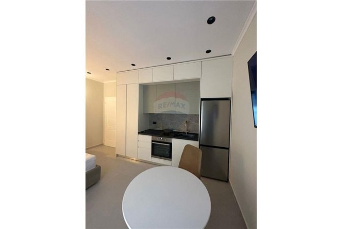 Tirane, jepet me qera garsonier Kati 1, 35 m² 600 € (Shallvaret)