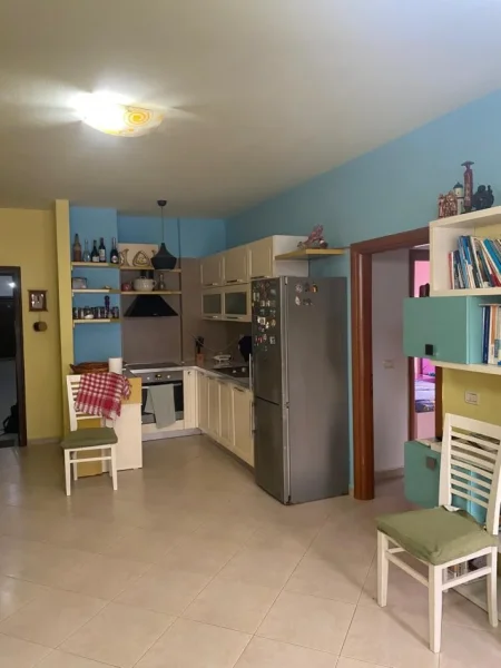 Tirane, shes apartament 2+1 Kati 1, 90 m² 135000 € (astir)