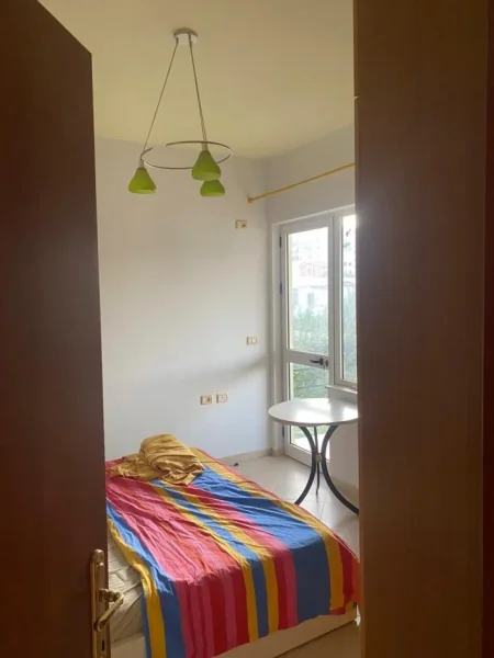 Tirane, shes apartament 2+1 Kati 1, 90 m² 135000 € (astir)