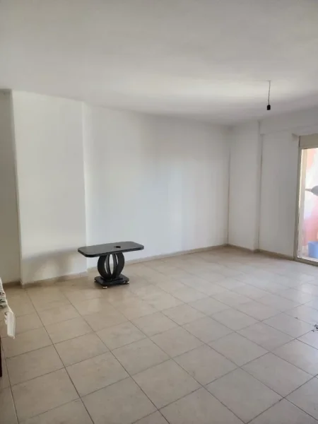 Durres, shes apartament 3+1+Ballkon Kati 3, 134 m² 110.000 € (Tropikal, Durres)
