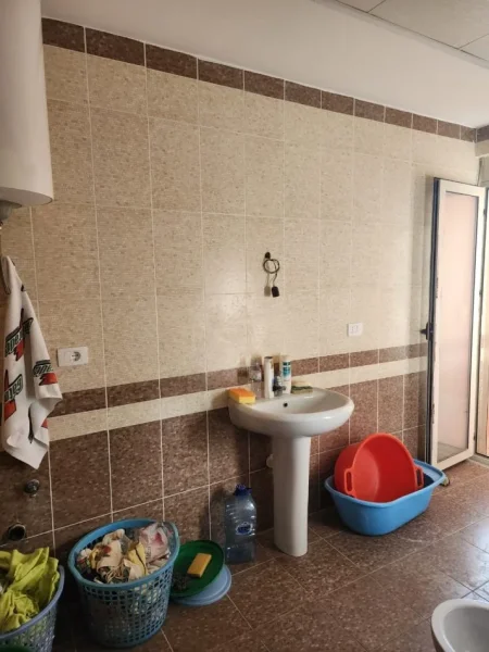 Durres, shes apartament 3+1+Ballkon Kati 3, 134 m² 110.000 € (Tropikal, Durres)