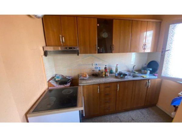 Tirane, shitet apartament 3+1 Kati 5, 88 m² 145.000 € (Selvia)