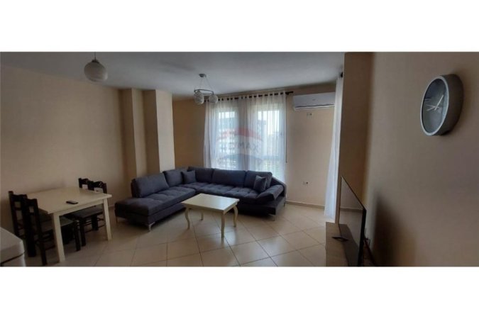 Tirane, jepet me qera apartament 2+1 Kati 6, 85 m² 550 € (Prane Fiori Di Bosco - Don Bosko)