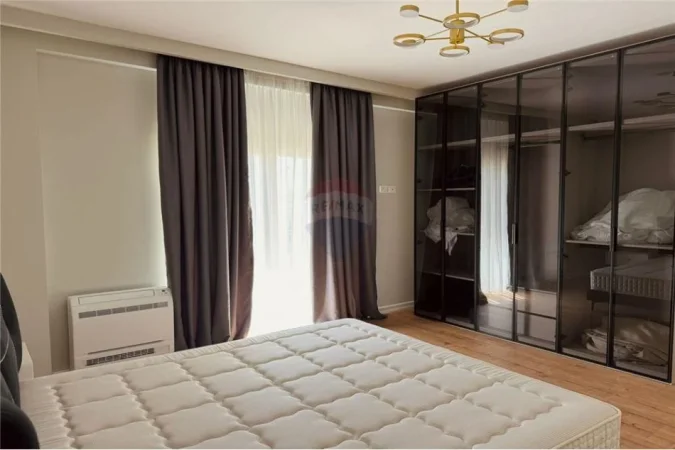 Tirane, jepet me qera apartament 2+1 Kati 1, 128 m² 1.000 € (Liqeni i Farkes)