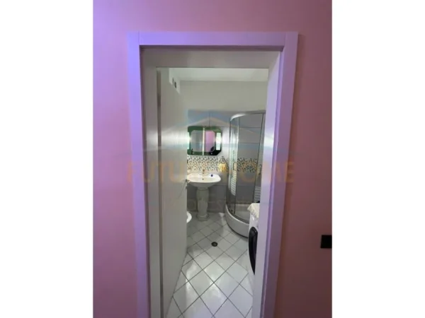 Tirane, jepet me qera apartament 2+1 Kati 6, 80 m² 500 € (Kopshti Botanik)