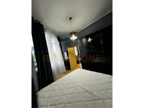 Tirane, jepet me qera apartament 1+1 Kati 6, 57 m² 400 € (Fresk)