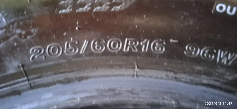 Tirane, shes gome Shiten goma , 40 €