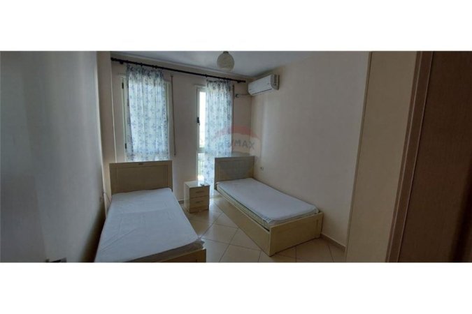 Tirane, jepet me qera apartament 2+1+Ballkon Kati 6, 85 m² 550 € (Don Bosko)