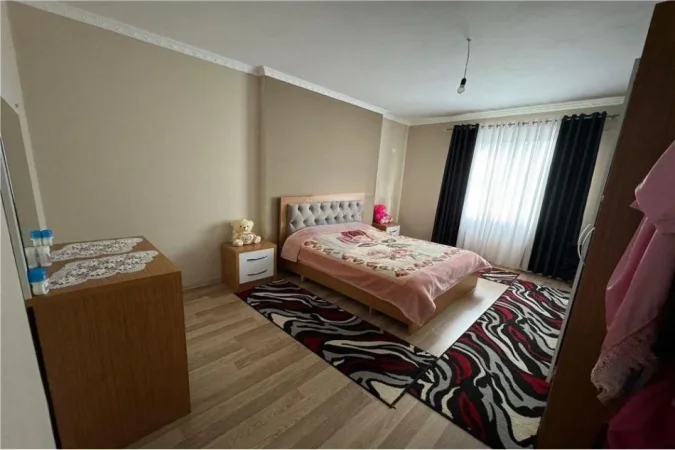 Tirane, shitet apartament 2+1+Ballkon Kati 4, 111 m² 114.000 € (Kamez)