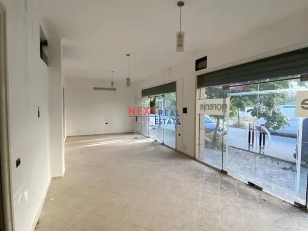 REZERVO PRONEN VETEM ME 500€! Vlore, shitet ambjent biznesi Kati 0, 51 m² 85.000 € (COLE)