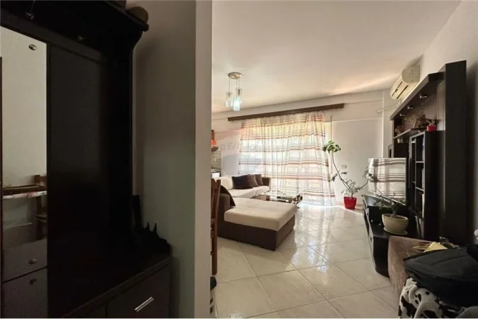Tirane, shitet apartament 1+1+Ballkon Kati 7, 74 m² 125.800 € (Don bosko)