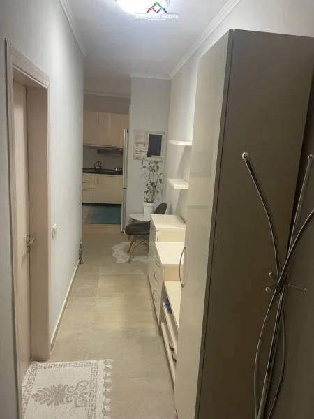 Tirane, shes apartament 2+1 Kati 1, 100 m² (liqeni i thate)
