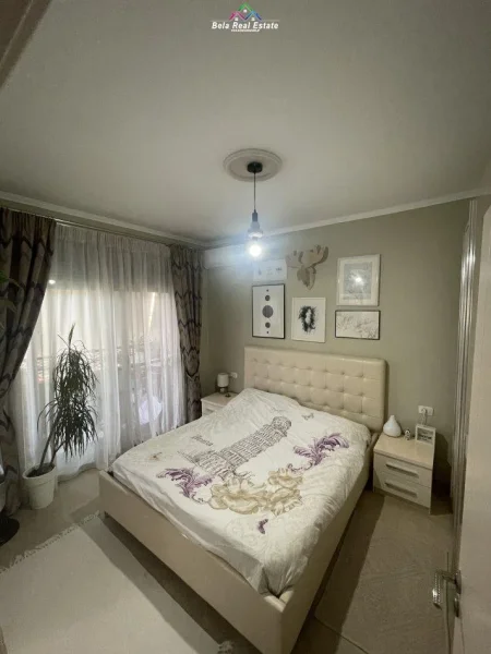 Tirane, shes apartament 2+1 Kati 1, 100 m² (liqeni i thate)