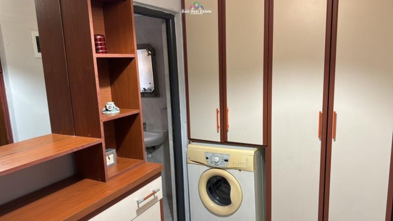 Tirane, jepet me qera apartament 1+1 Kati 4, 65 m² 400 € (don bosko)