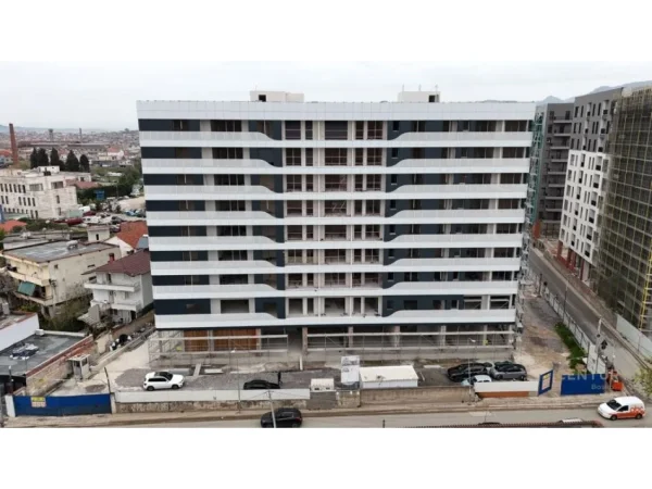 Tirane, shes ambjent biznesi Kati 0, 160 m² 640.000 € (DON BOSKO)