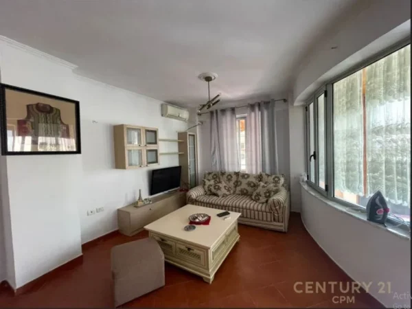Tirane, shes apartament 1+1+Aneks+Ballkon Kati 1, 80 m² 166.000 € (KOMUNA E PARISIT)
