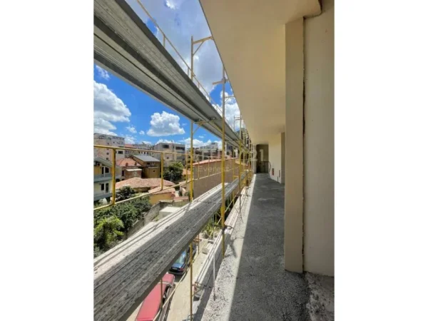 Tirane, shes apartament 1+1 Kati 3, 70 m² 143.000 € (Rezidenca "Mine Peza" Tirana, Albania)