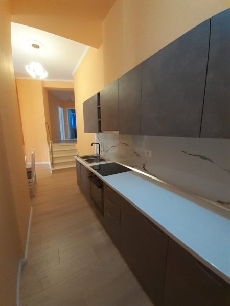 jepet me qera apartament 2+1 Kati 0, 94 m² 600 € (Kodra e Diellit)