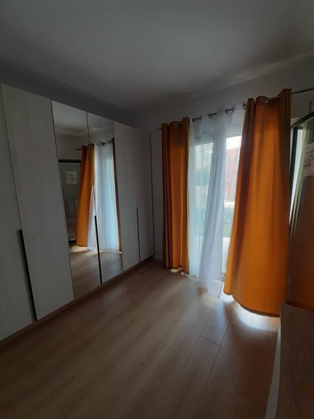 jepet me qera apartament 2+1 Kati 0, 94 m² 600 € (Kodra e Diellit)
