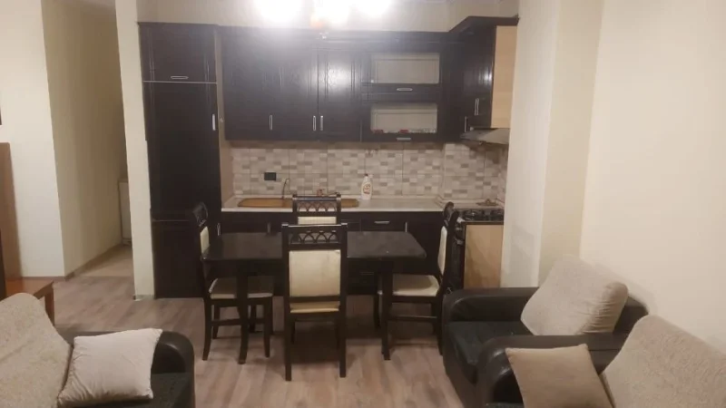 Tirane, jepet me qera apartament 2+1 Kati 4, 100 m² 500 € (Astir)