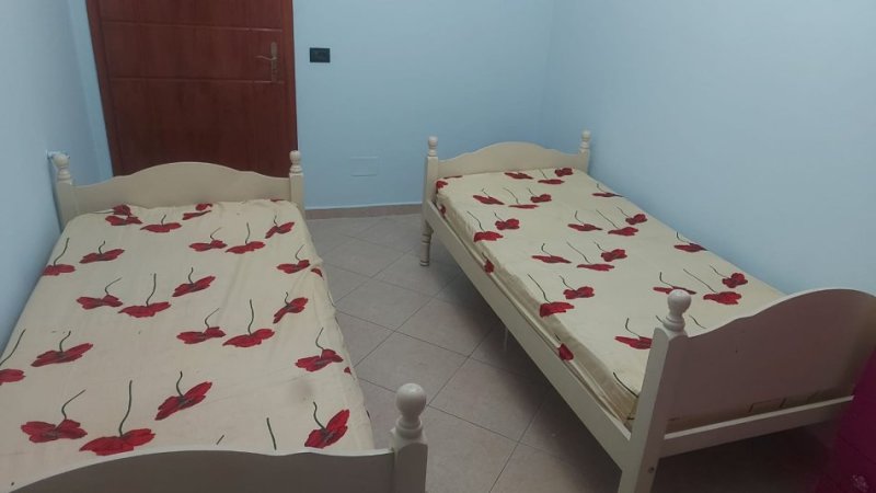 Tirane, jepet me qera apartament 2+1 Kati 4, 100 m² 500 € (Astir)