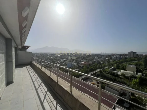 Tirane, shes apartament 2+1+Ballkon , 138 m² 113.000 € (Institut Kamëz)