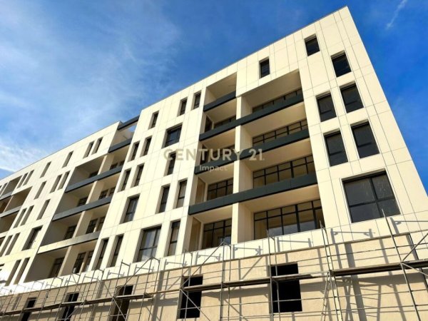 Tirane, shitet apartament 2+1 Kati 5, 120 m² 170.000 € (Rruga Dine Hoxha Tirana)