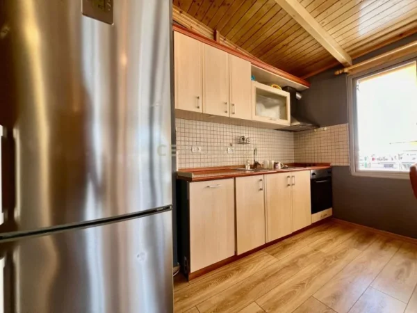 Tirane, jepet me qera apartament 2+1 Kati 11, 105 m² 800 € (sheshi willson)