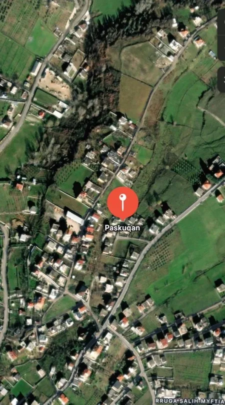 Tirane, shitet toke , 720 m² 72.000 € (Paskuqan)