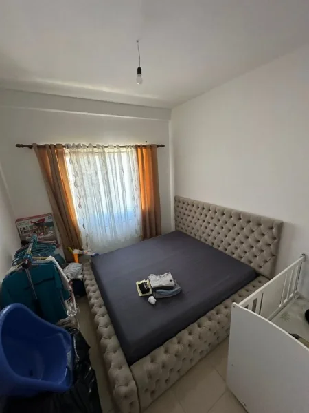Tirane, jepet me qera apartament 2+1+Ballkon Kati 7, 90 m² 400 € (Kamez)