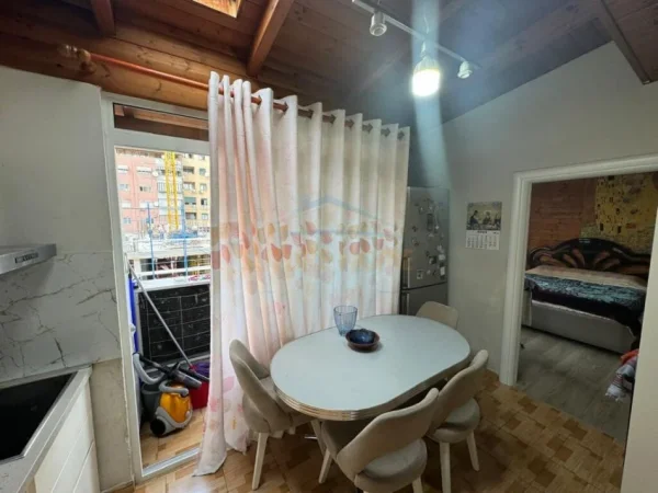 Tirane, shes 2+1 , 175.000 € (Blloku)