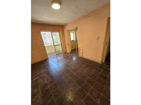Tirane, shitet apartament 1+1 Kati 3, 60 m² 85.000 € (Pran Pallatit me Shigjeta)