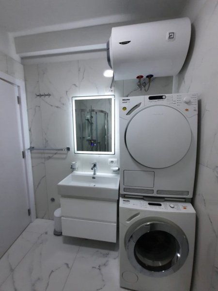 Tirane, jap me qera garsonier 1+1 Kati 5, 43 m² 450 € (Don Bosko)