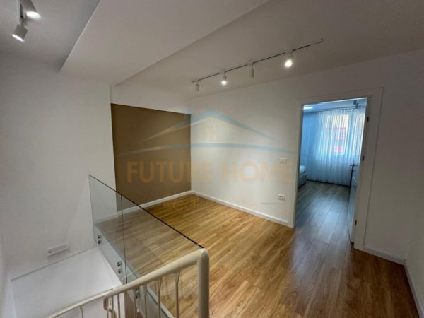 Tirane, jepet me qera apartament 2+1+Aneks Kati 3, 110 m² 1.500 € (Qender)