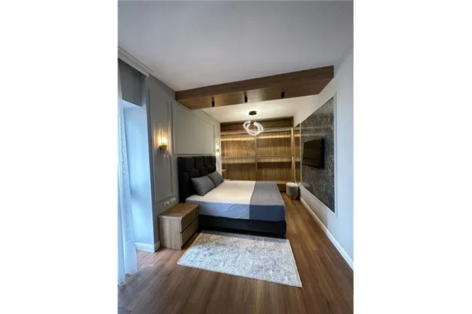 Tirane, jepet me qera apartament 3+1 , 140 m² 2.300 € (Rruga e Kavajës)
