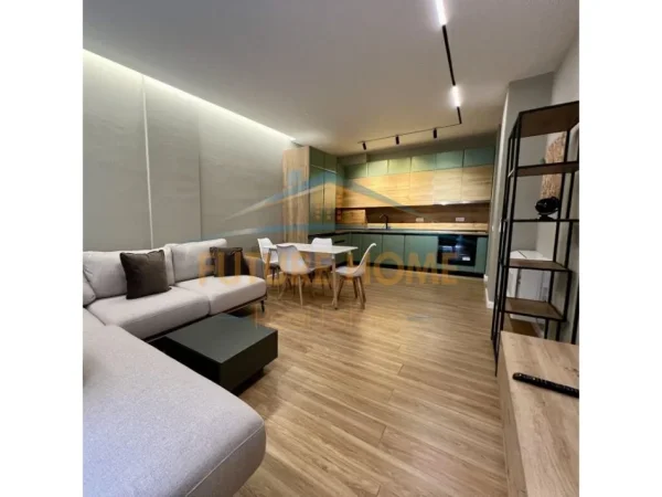 Tirane, jepet me qera apartament 1+1 Kati 3, 71 m² 700 € (TEG)